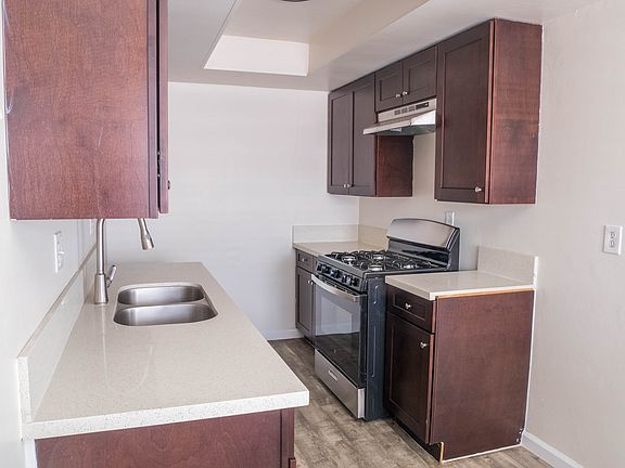 5th image of 16215 Woodruff Ave APT 8