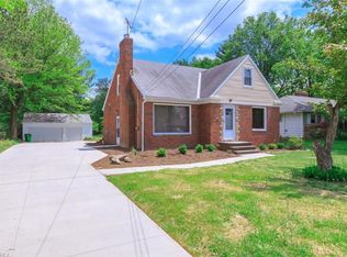 609 Trebisky Rd, Cleveland, OH 44143