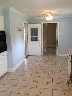 4th image of 210 Brown Ave