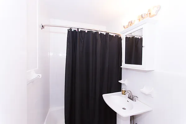 Sold by Re/Max In The City | media 3