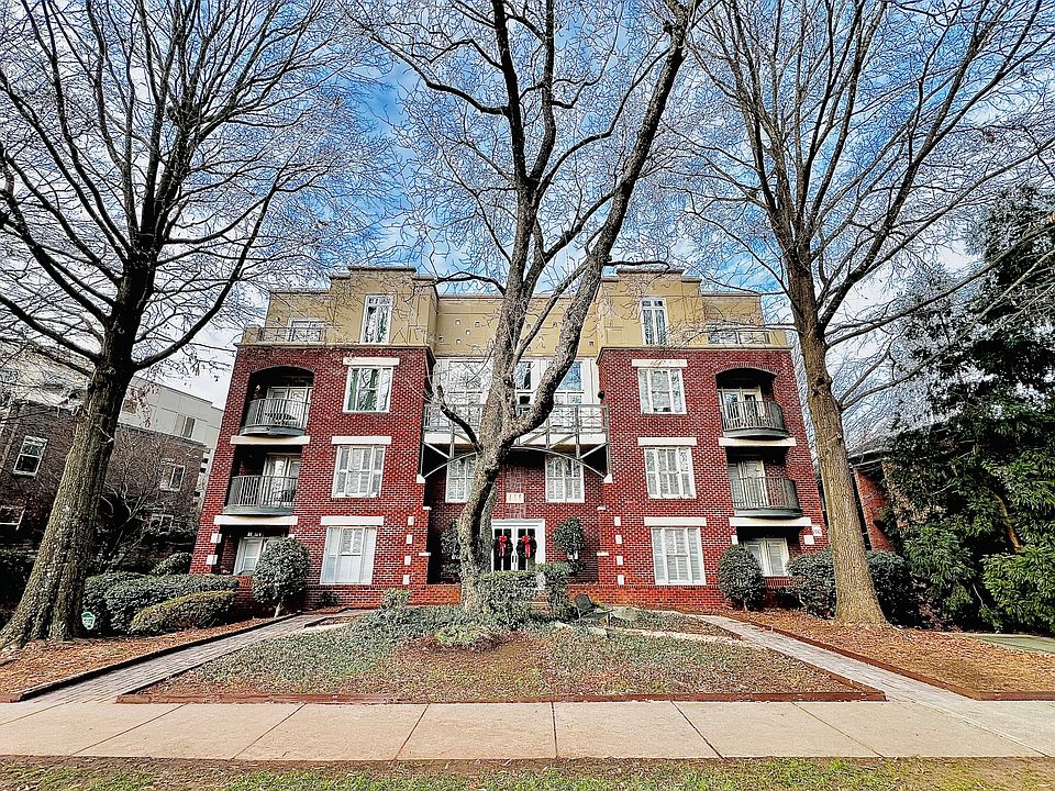 The welcome entry to the building