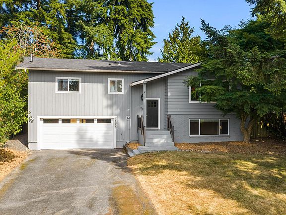 3rd image of 18035 73rd Ave W