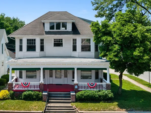 2402 Broadway, Fort Wayne, IN 46807