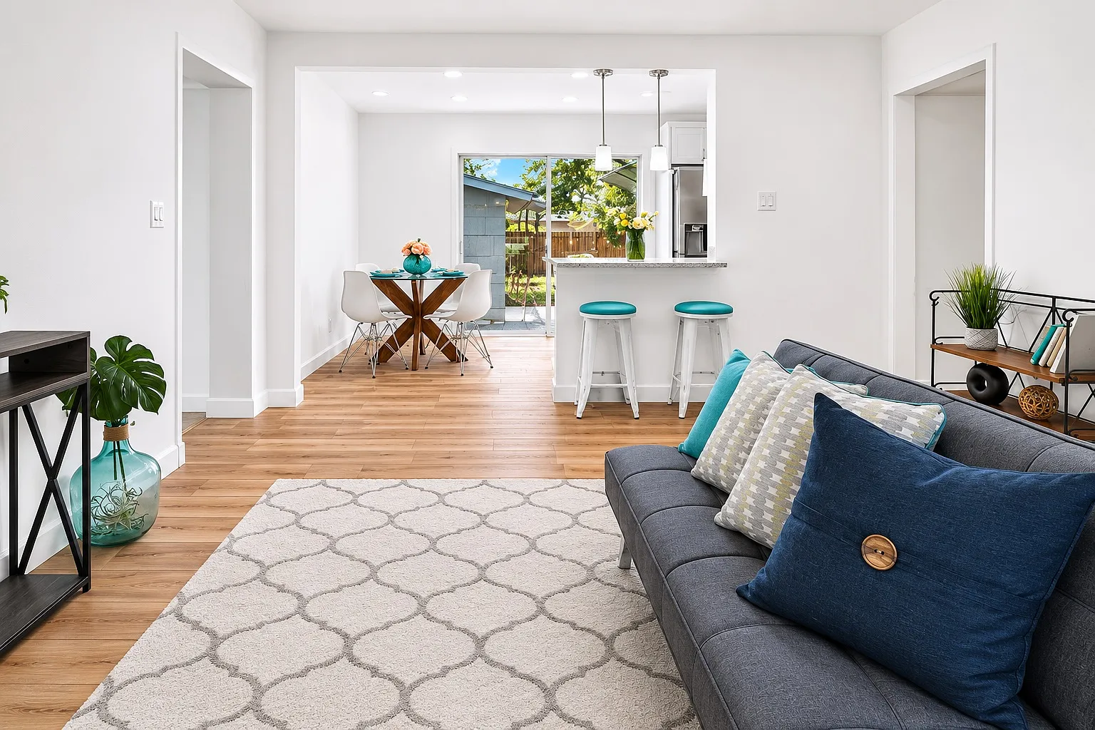 1 Month Free if Moved in by 8/31/2026! — Photo 2