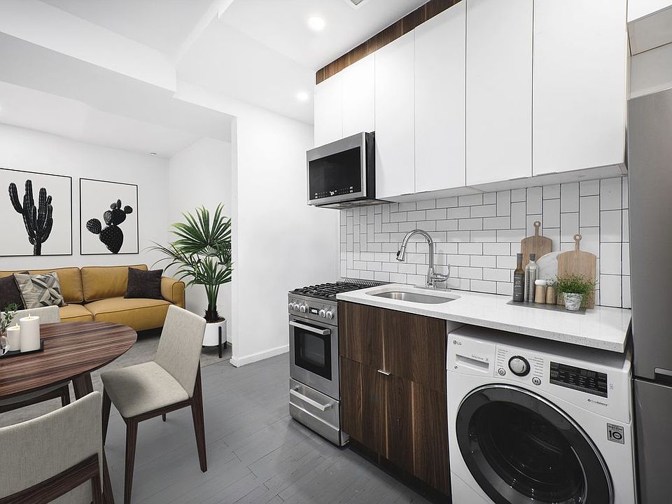1st image of 136 William St #1C