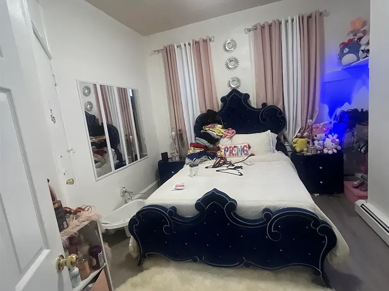 2518 Bergenline Ave — Photo 9