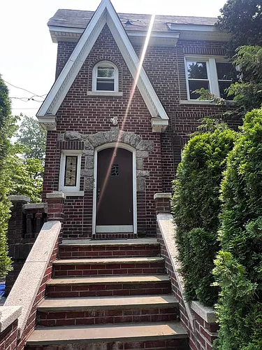 2 Pulsifer Ave #A Photo 1 2 Pulsifer Ave #A Photo 1