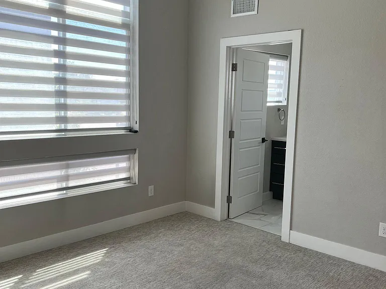 5268 Eliot St — Photo 26