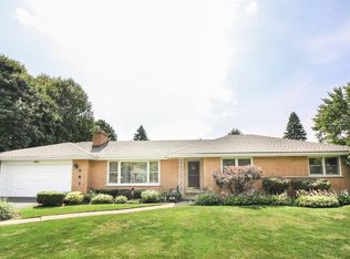 405 Nawata Pl, Prospect Heights, IL 60070