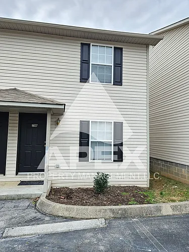 1827 Sweet View Way Photo 1