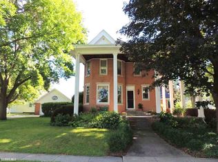 216 Monroe St, Hanover, IL 61041