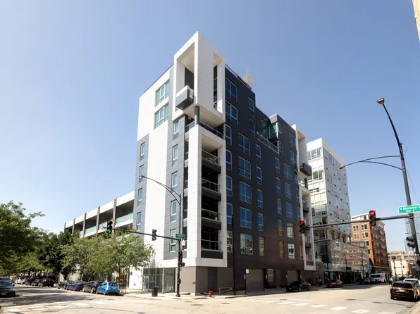 1000 W Monroe St #201, Chicago, IL 60607