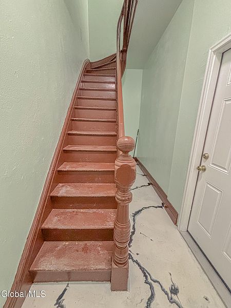 3rd image of 13 Delaware Street