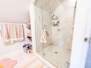 5 Bradford Ave, Medford, MA 02155