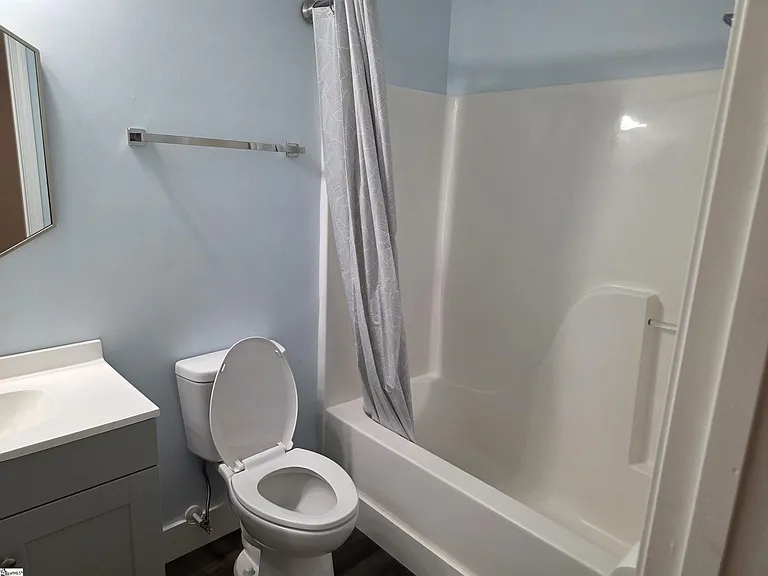226 Cambria Ct — Photo 4