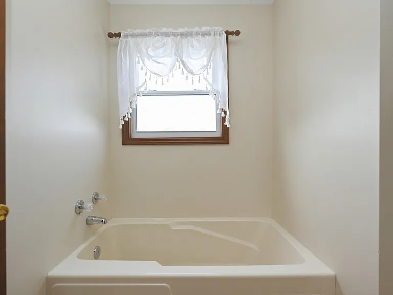 4616 Woodrow Wilson Rd — Photo 67