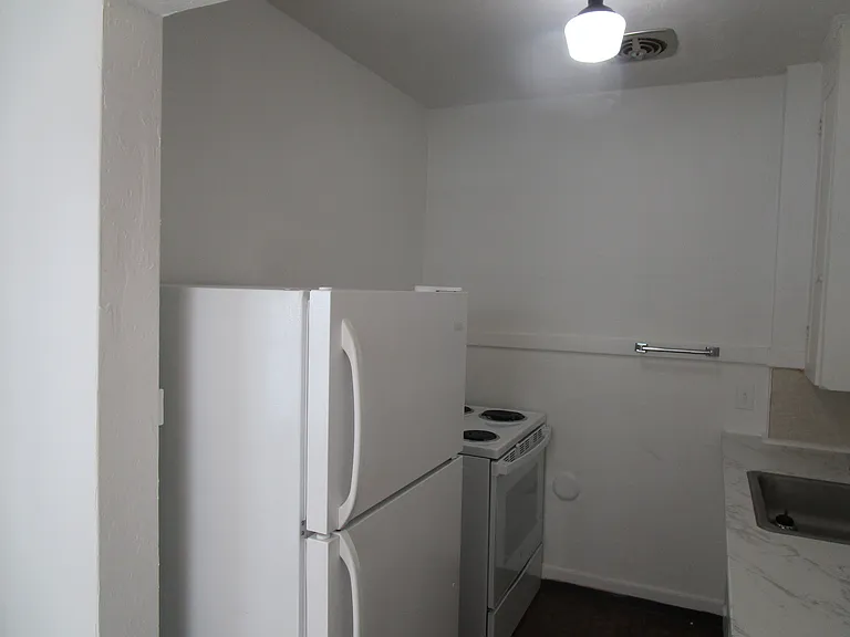 104 S Main St #301 — Photo 10