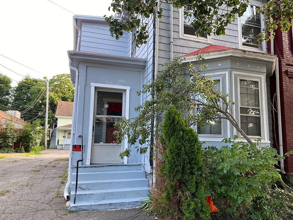 1st image of 13A Spruce St #13-A