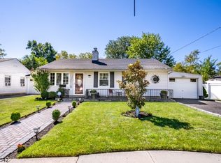 412 Raleigh Rd, Rahway, NJ 07065