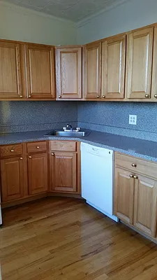 Rented by Brooklyn Real Inc | media 9