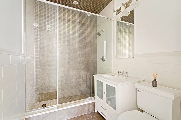 Sold by Compass | media 9