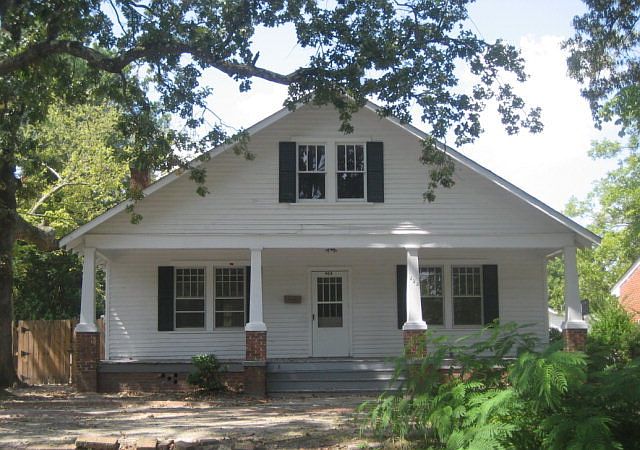 1st image of 909 Corbett Avenue