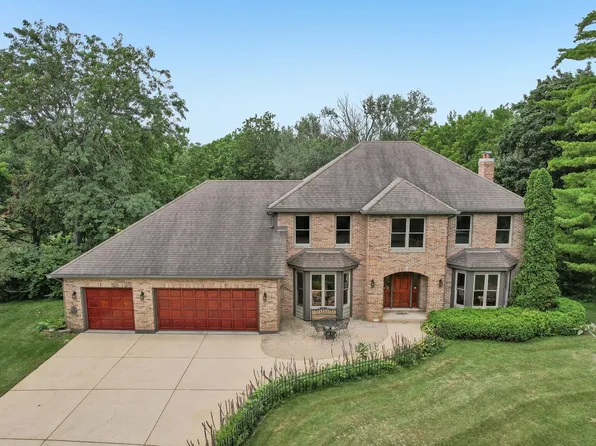 31 W Irving Park Rd #W003, Elgin, IL 60120