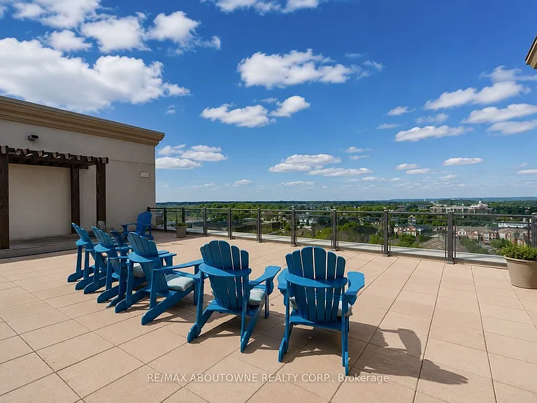 2490 Old Bronte Rd #219 — Photo 37