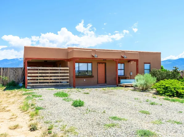 13 Los Alamitos Ln, El Prado, NM 87529