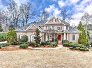 5755 Chaucer Cir, Suwanee, GA 30024
