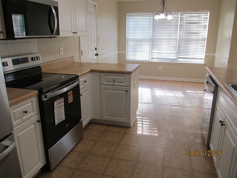 2604 Ardwick Dr — Photo 9