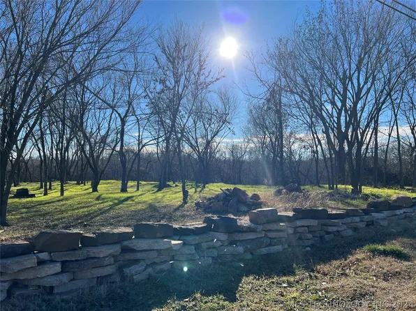 11014 E 51st St S, Sand Springs, OK 74063