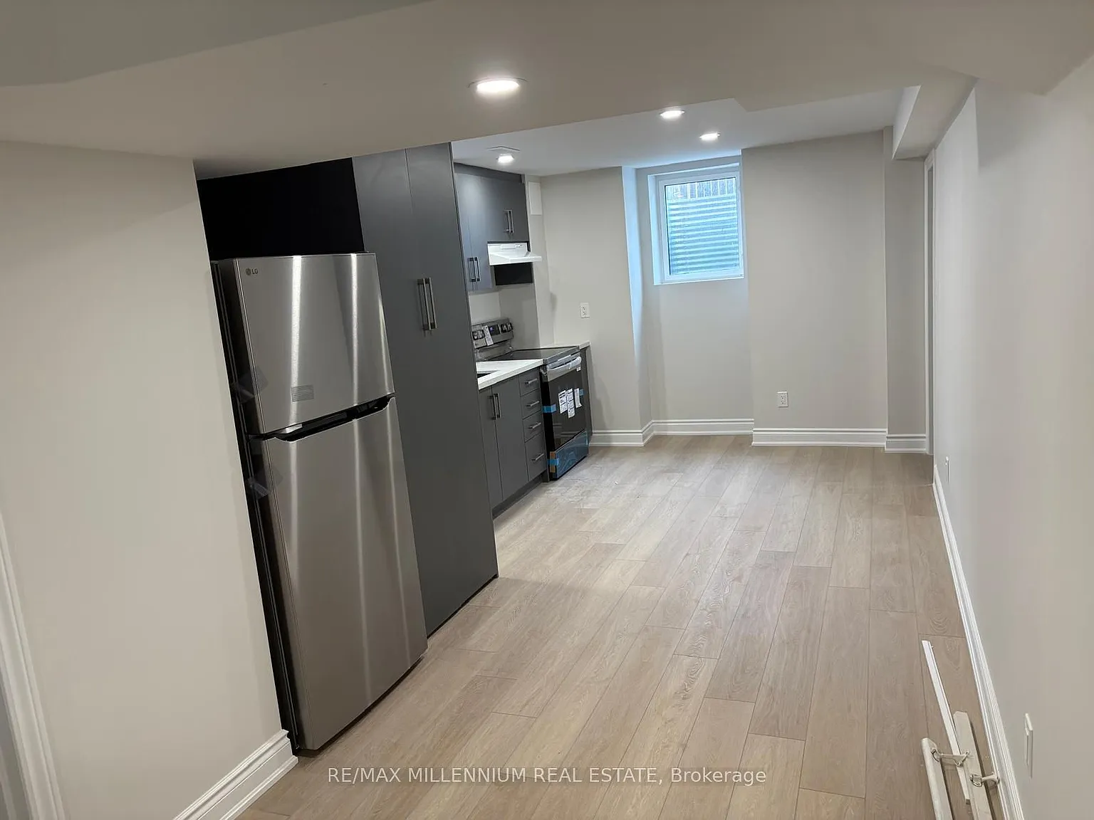 3 bed, $1,950 — Photo 2