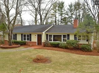 9 Woodcrest Rd, Asheville, NC 28804