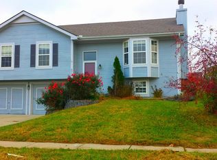 8904 NE 115th Ter, Kansas City, MO 64157