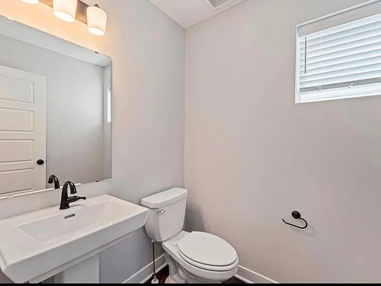 8826 SW 10th St — Photo 10