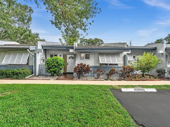 2408 N 35th Ave, Hollywood, FL 33021