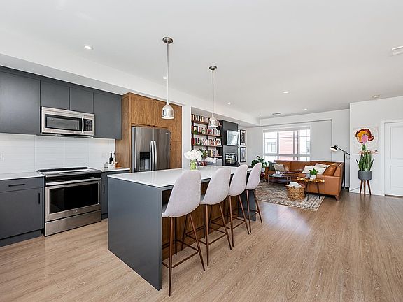 3rd image of 1502 McCallum Rd #11