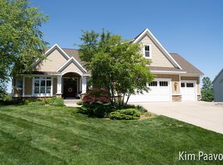7149 Nantucket Dr SW, Byron Center, MI 49315