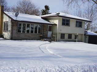 102 S 5th Ave, Saint Nazianz, WI 54232