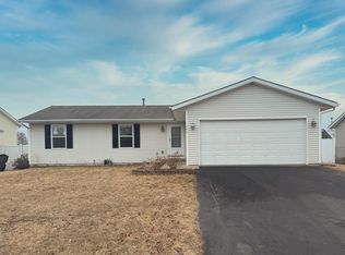 646 Cassandra Way, South Beloit, IL 61080