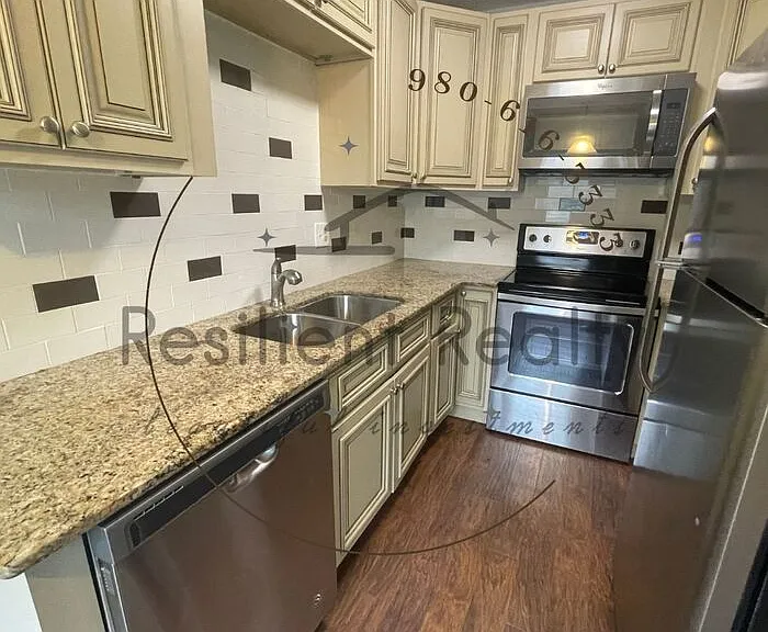 110 Wilshire Ave SW — Photo 7