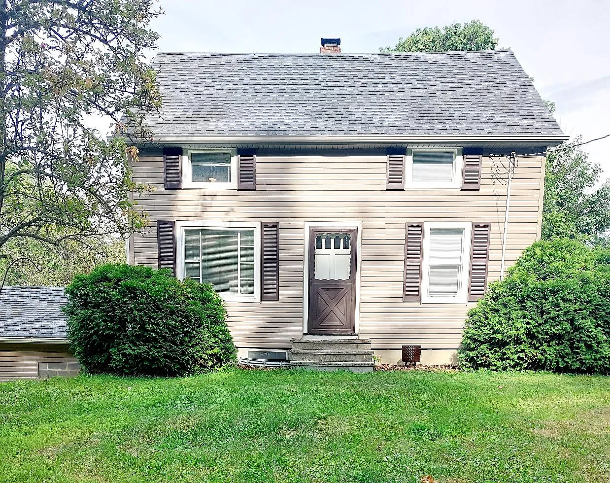 3 bed, $2,200 — Photo 1