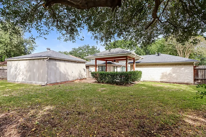 1918 Briarturn Dr — Photo 16