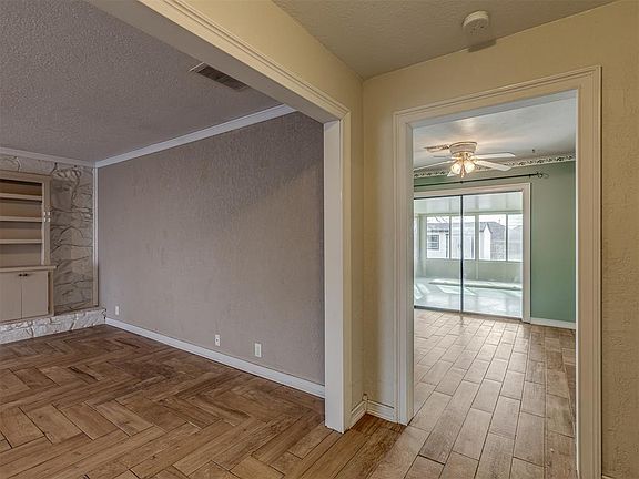 4th image of 11816 Sagamore Dr