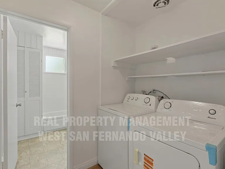 7749 Kentland Ave — Photo 25