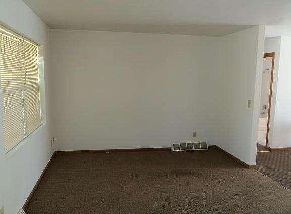 2nd image of 435 Saratoga Ave