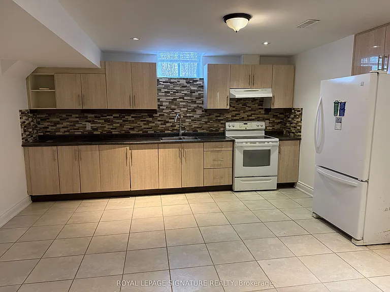 218 Via Campanile #BASEMENT — Photo 4