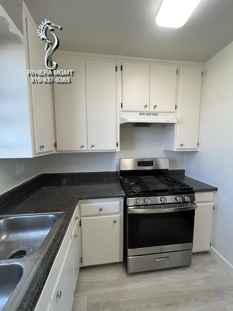 Building Photo - 620-621 Hardin Dr