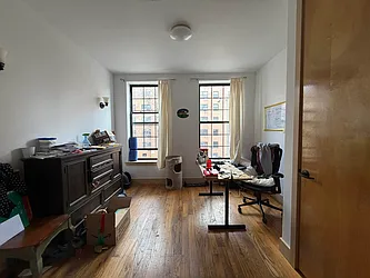 131 Menahan Street, #2L